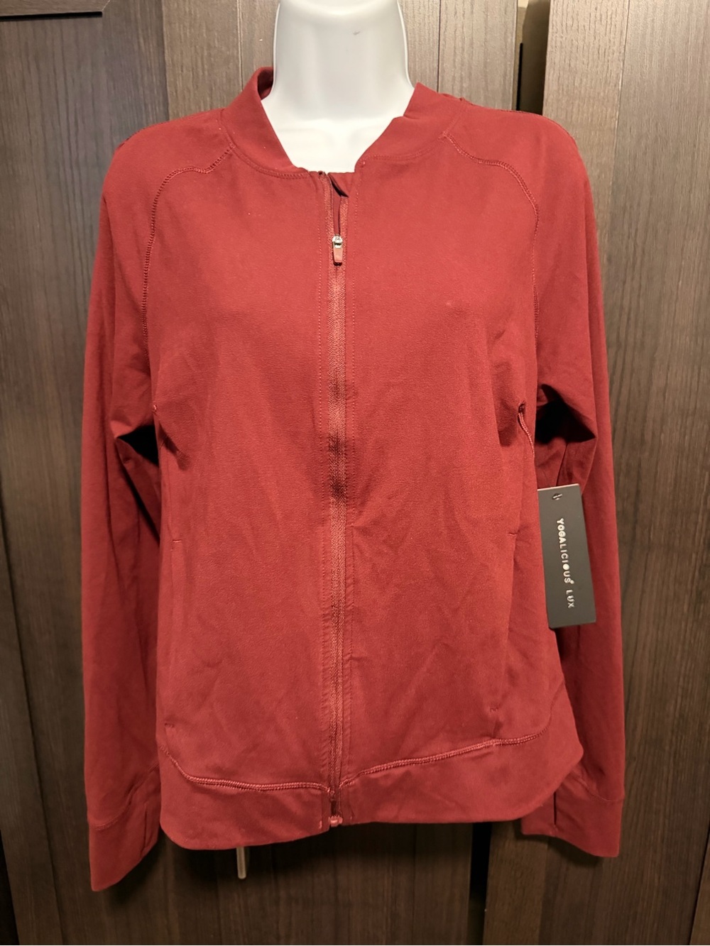 NWT Yogalicious Lux Windsor Wine Full Zip Jacket size XL MSRP $88